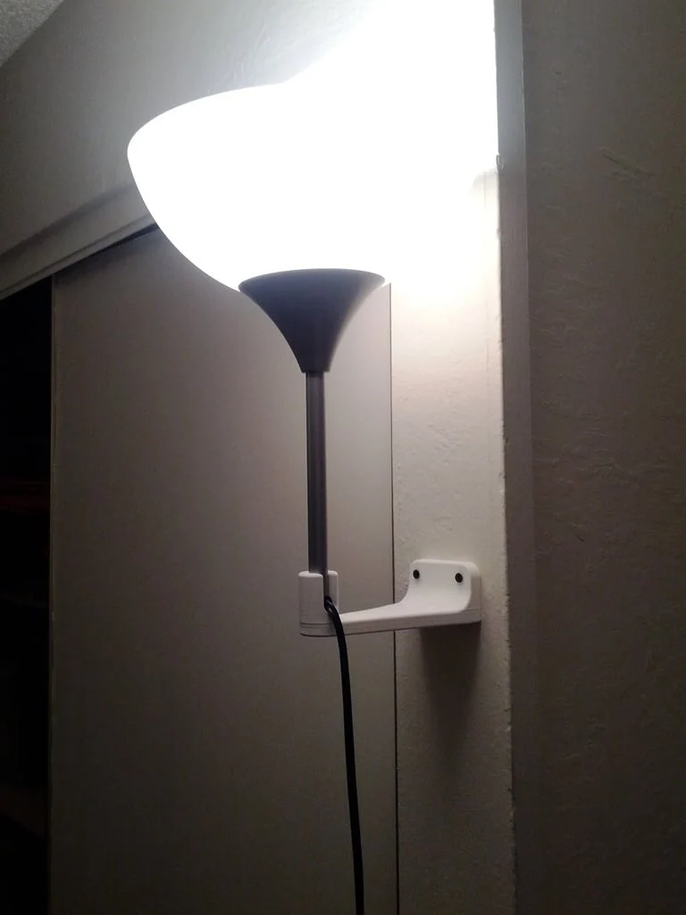 Support mural IKEA Not - Transformez votre lampadaire en applique murale