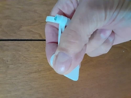 Plectre pliable pour guitare basse