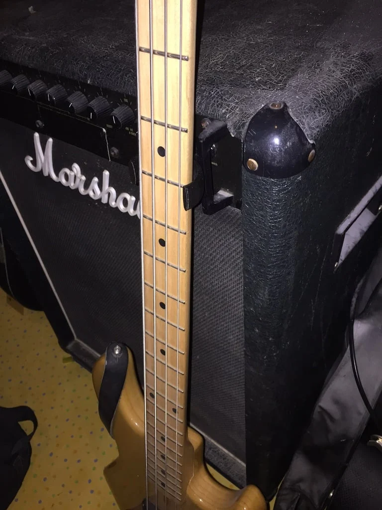 Support de guitare à prise jack ultra-portable