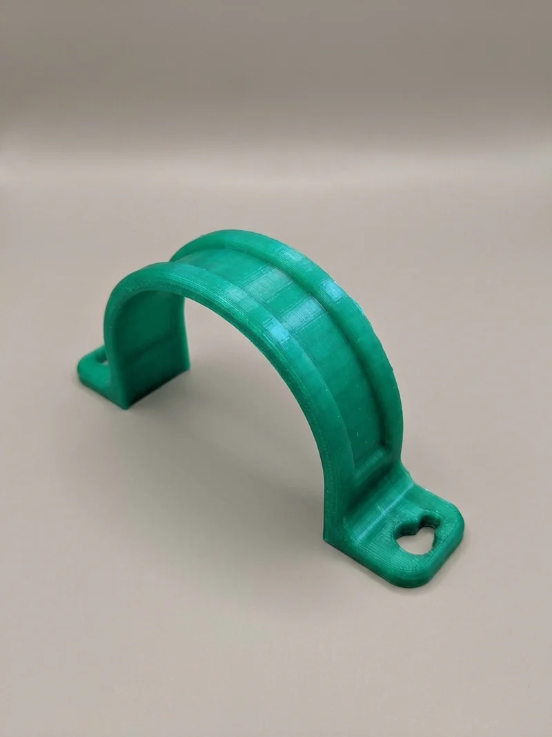 Attache de câble flexible pour une organisation efficace