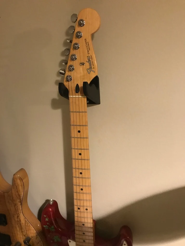 Support mural robuste pour guitare et basse