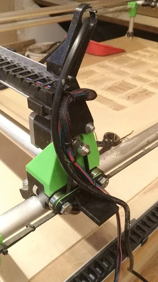 Support de chaîne porte-câbles MPCNC pour axe
