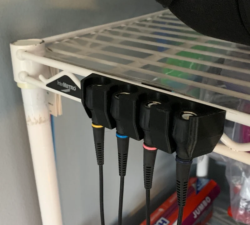 Support de câble d'oscilloscope pour étagère à grille