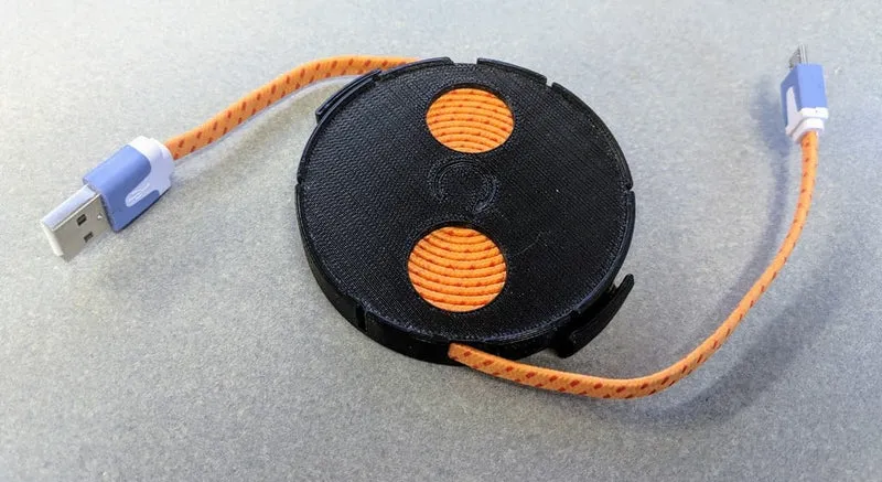 Enrouleur de câble pour câbles USB plats