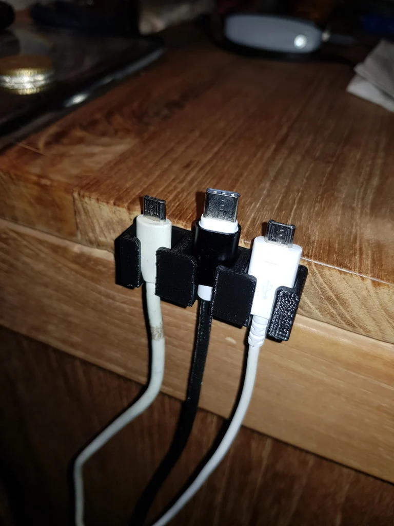 YACH - Support de câble pratique pour câbles de charge