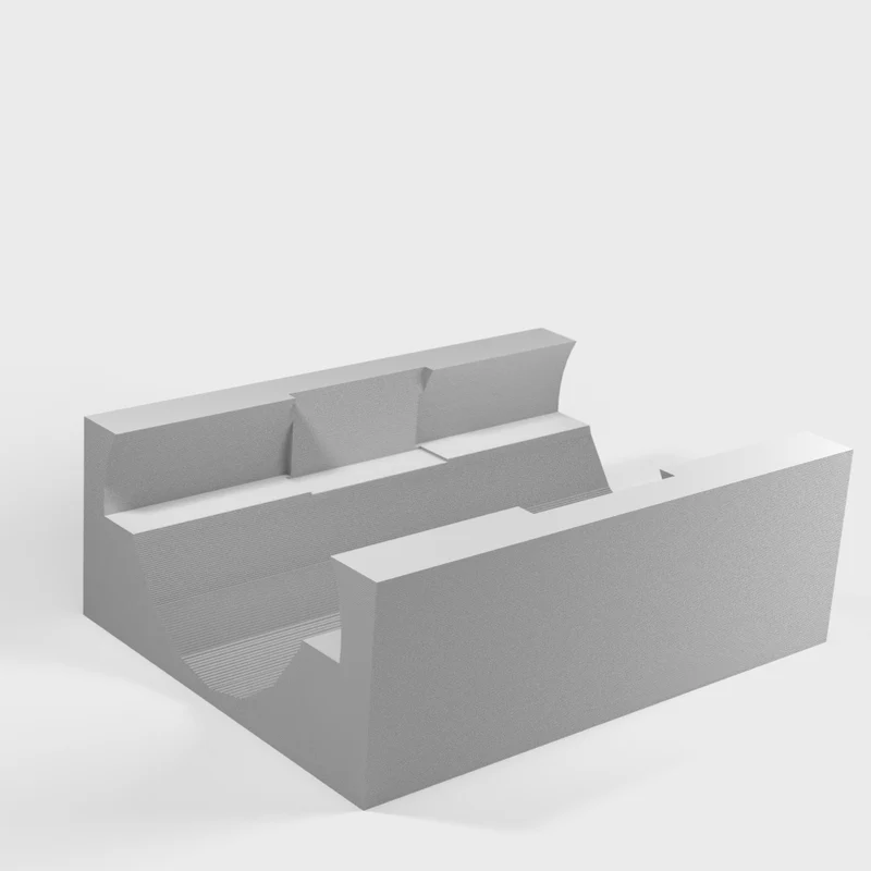 Organisateur de câbles sous le bureau