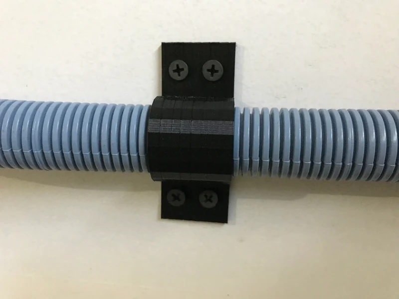 Collier de serrage en C mural pour conduit non métallique de 3/4 po