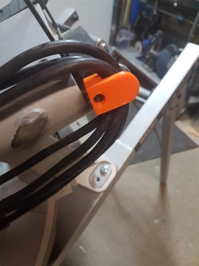 Support d'enroulement de câble pour scie à onglet Ridgid