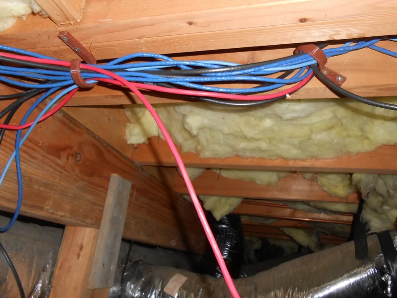 Suspension de câble pour un câblage efficace
