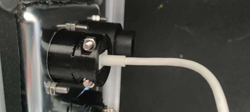 Support de câble USB Neutrik