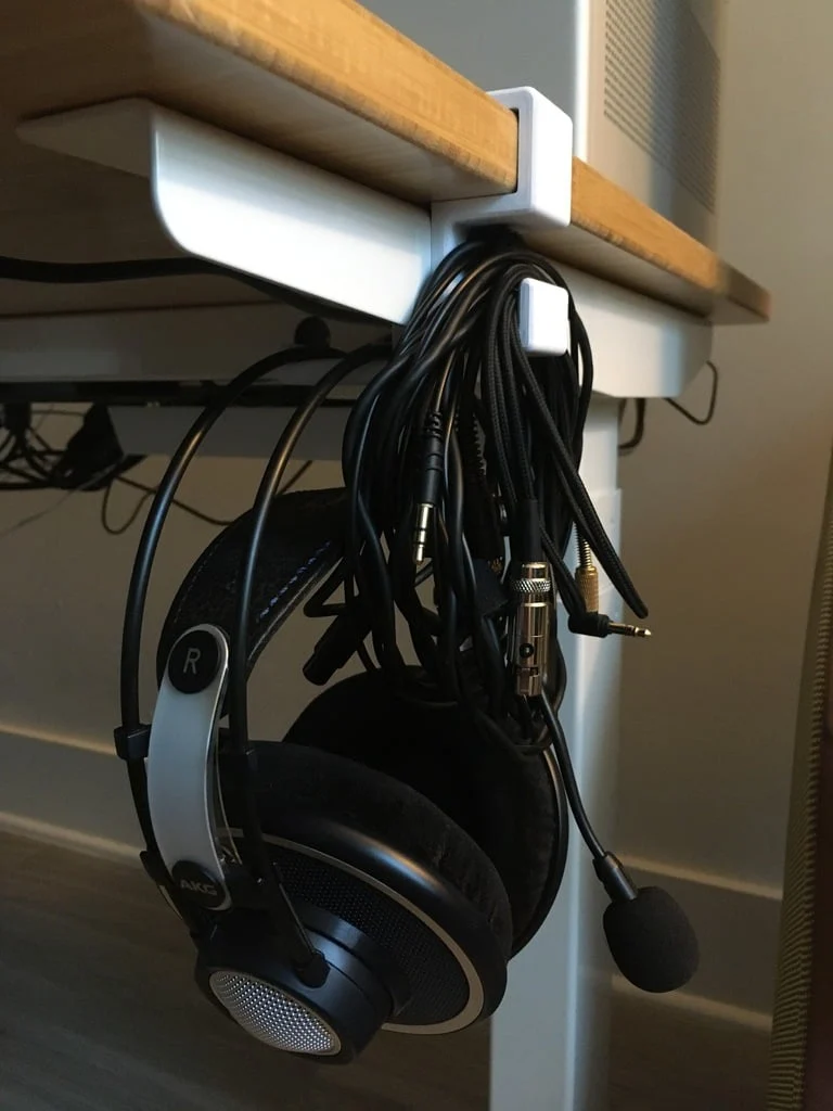 Crochet de casque sous le bureau pour bureau assis-debout Fully Jarvis avec gestion des câbles