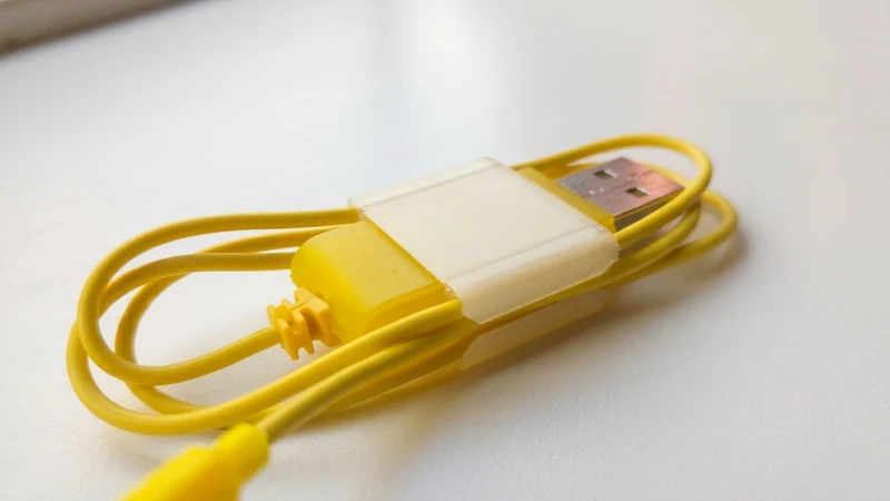 Support de câble pour câble de charge de drone