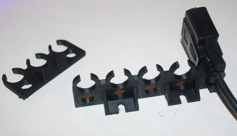 Support de câble DB9 paramétrique