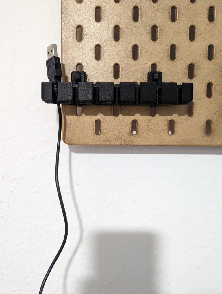 Support de câble USB Skadis