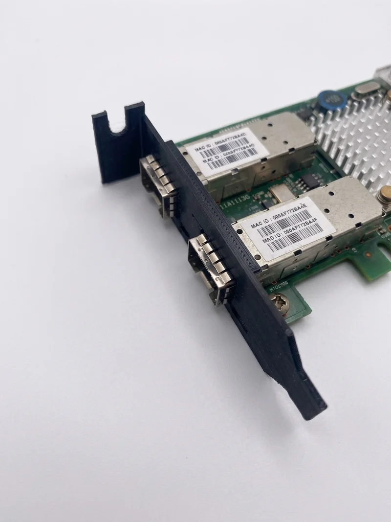 Carte réseau Dell Broadcom 57711 10GB avec supports de faible profil