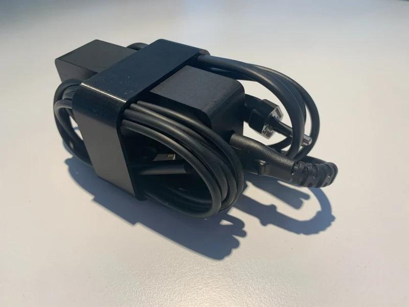 Support de câble efficace pour chargeur Surface Laptop 4