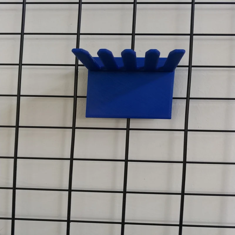 Crochet de câble USB pour mur à grille
