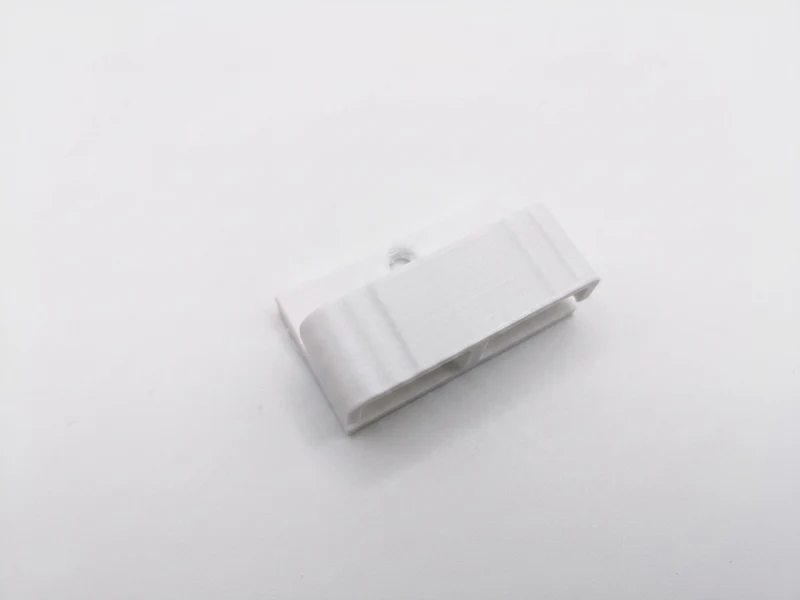 Support de câble pour le dessous du bureau