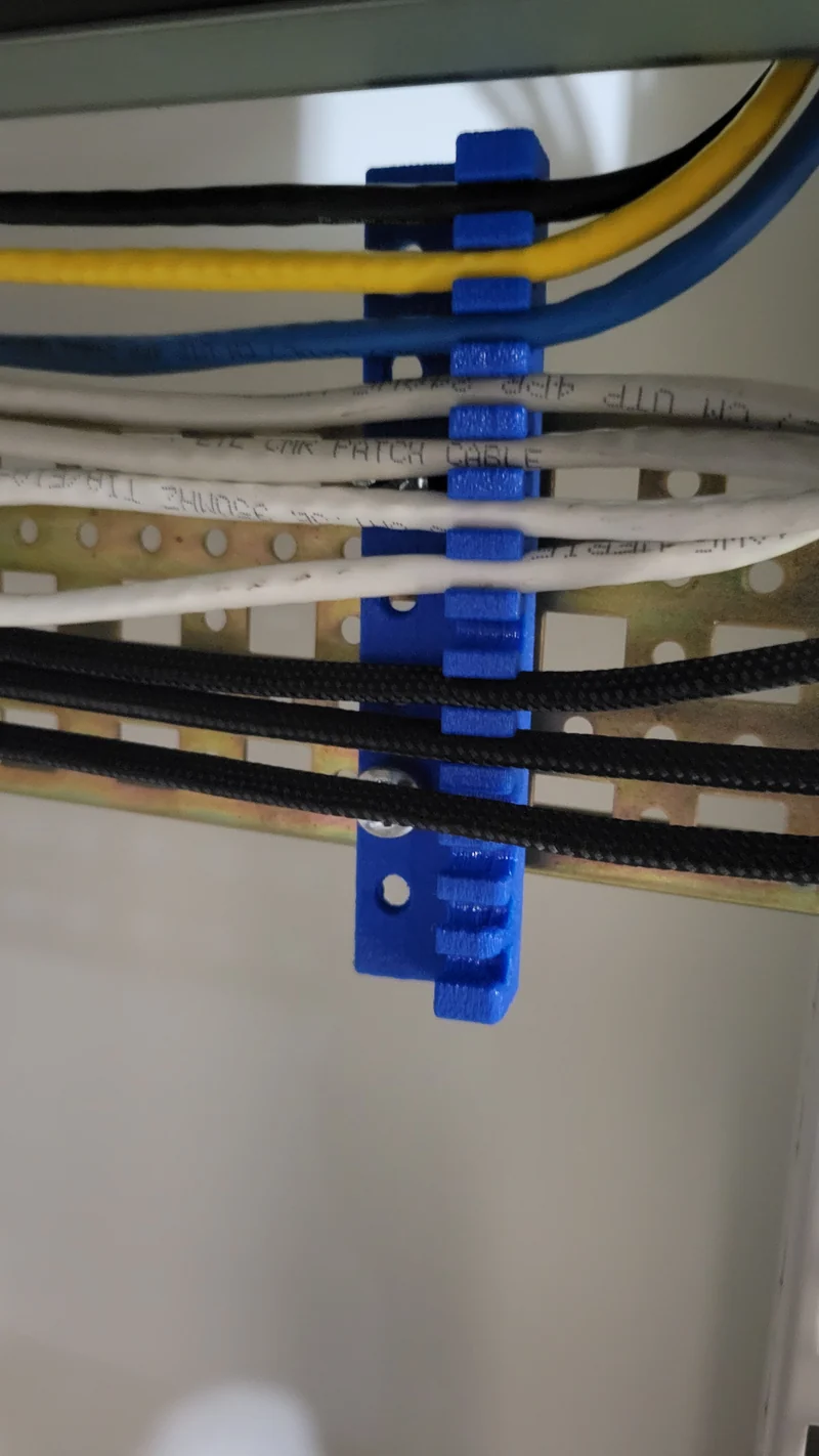 Gestion des câbles pour Ethernet RJ45 - Organisation optimale des câbles réseau