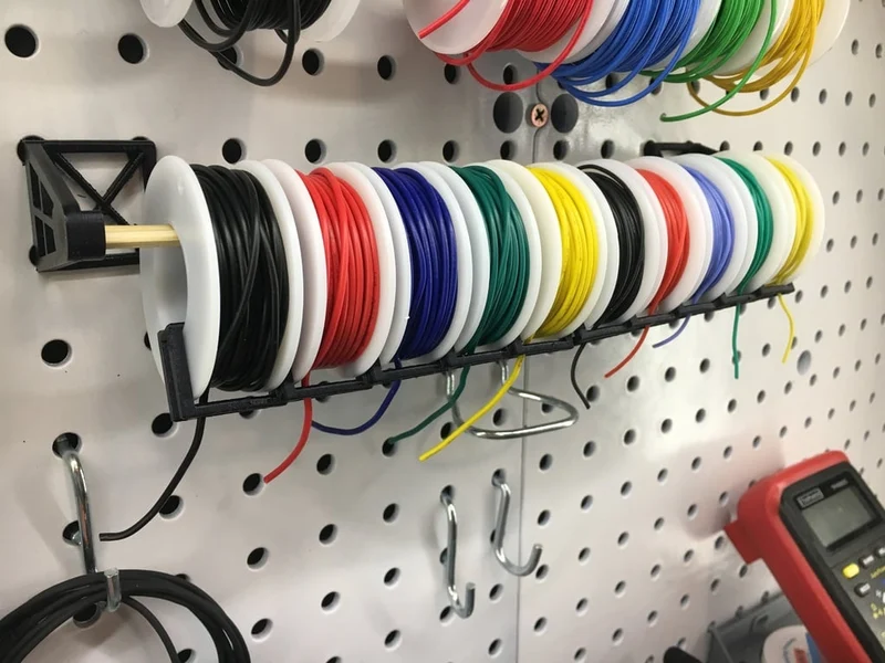 Support de câble Pegboard pour bobines