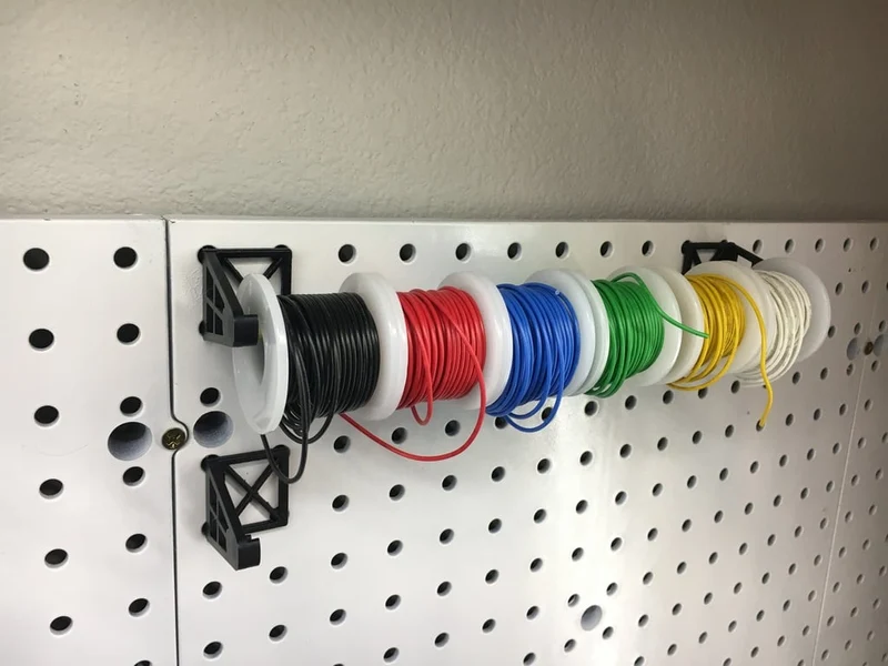 Support de câble Pegboard pour bobines