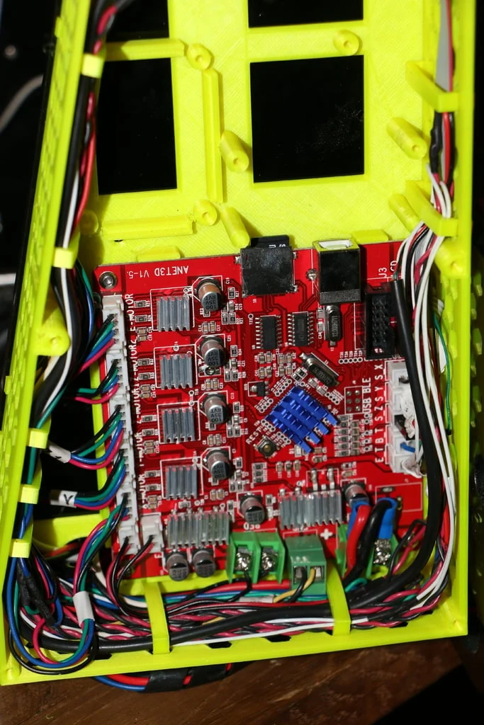 Organisateur de câbles Anet A8