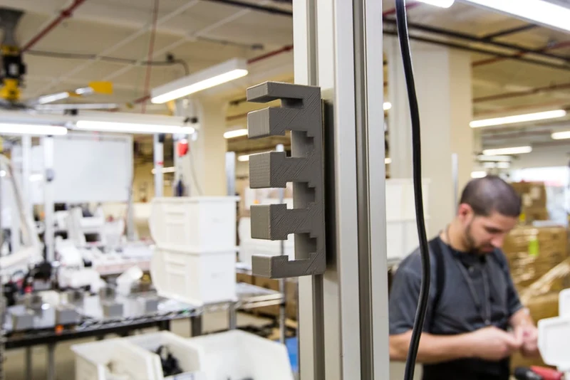 Support de câble robuste pour cadres 80/20 et Bosch Rexroth