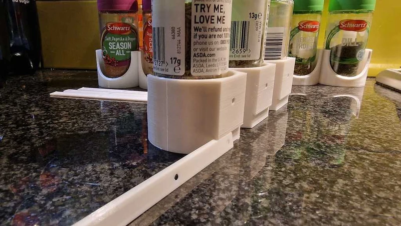 Étagère à épices pour porte de placard