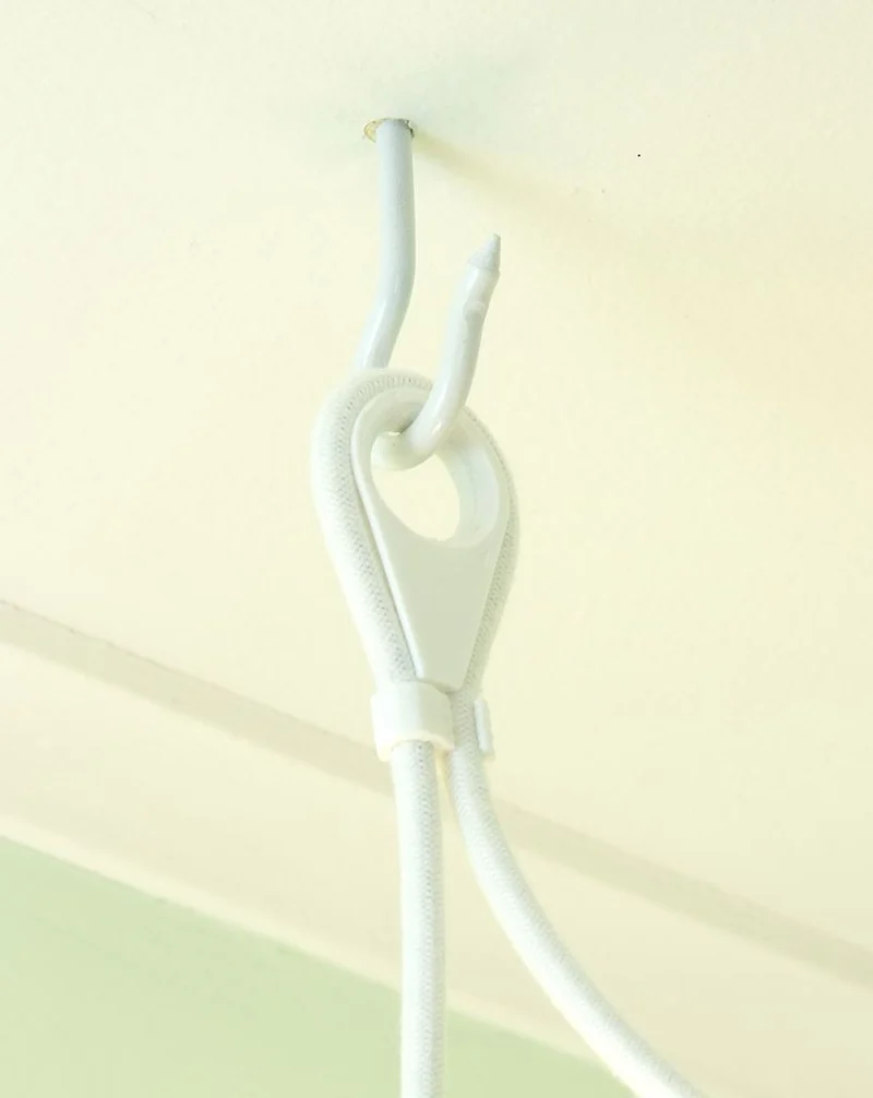 Serre-câble pratique pour suspensions