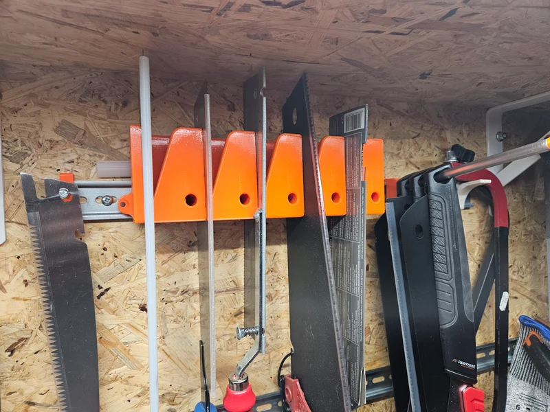 Support de scie sur rail DIN pour atelier
