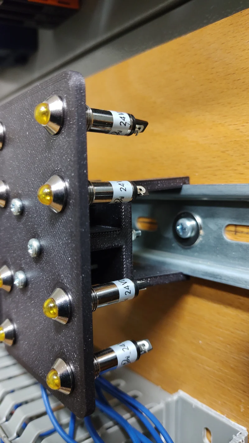 Support de rail DIN pour boutons et indicateurs LED