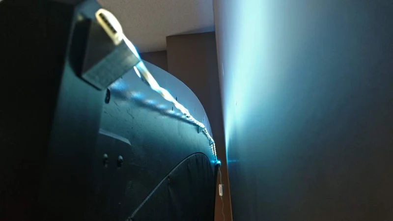 Clips de ruban lumineux Philips Hue à 45 degrés