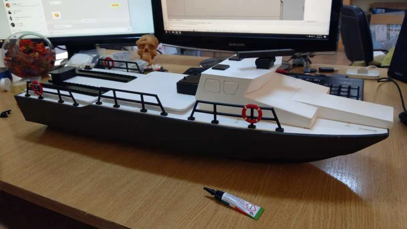 Bateau RC Florina