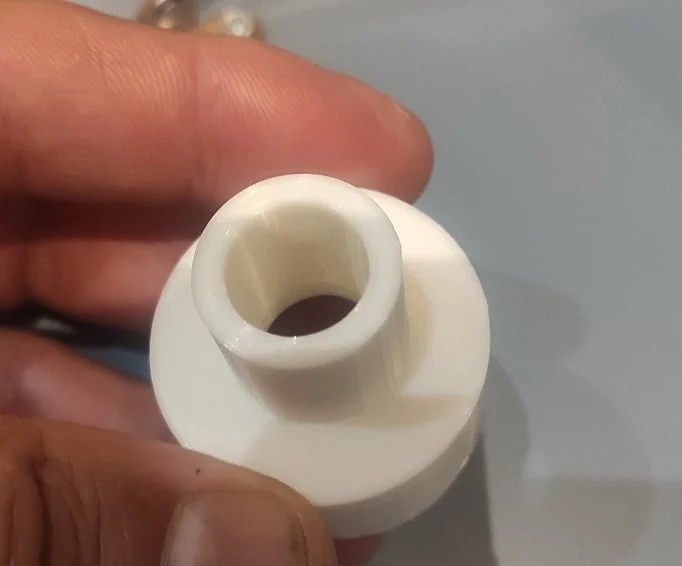 Adaptateur de tuyau de pompe de cale - Réduit le diamètre de sortie de 29,25 mm à 20 mm