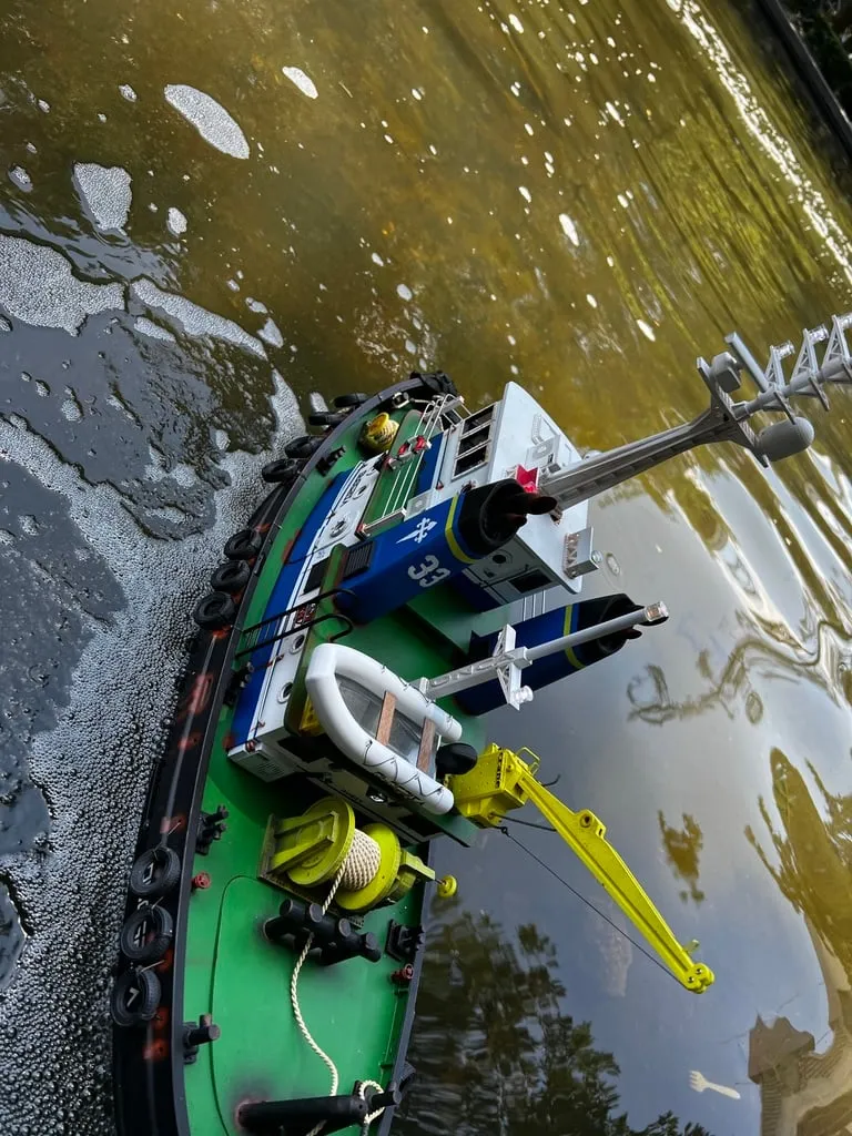 Treuil d'ancre pour remorqueurs et bateaux de travail