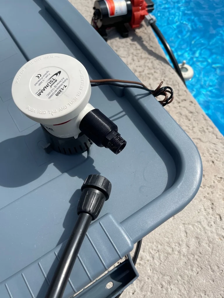 Adaptateur pour pompe de cale avec tuyau d'égouttement 1/2" et filetage NPT