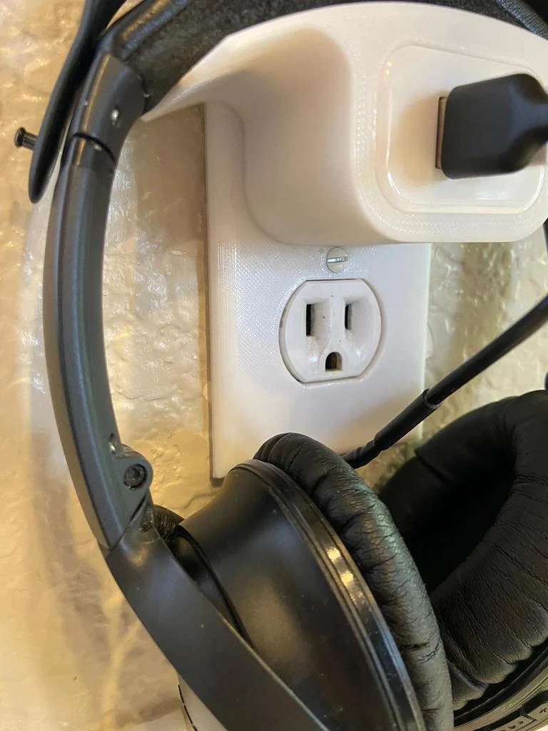 Couvercle de prise avec support de charge intégré pour Apple Watch et écouteurs