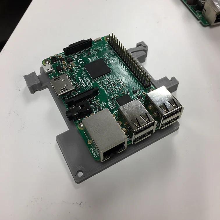 Support de rail DIN pour Raspberry Pi