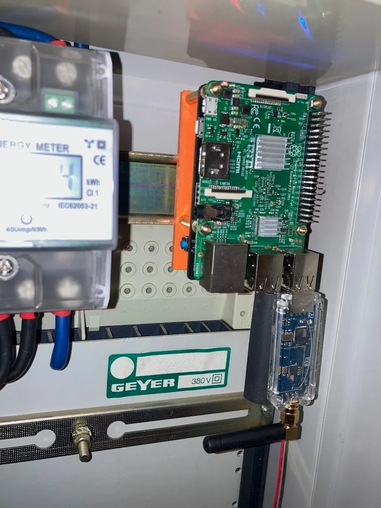 Plaque de montage Raspberry Pi pour rail DIN