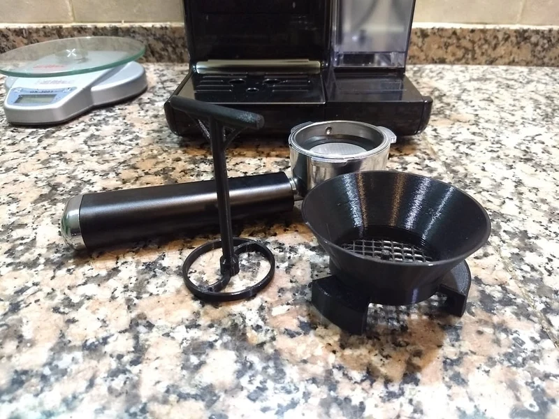 Entonnoir de Portafiltre Espresso avec Fonction de Distribution