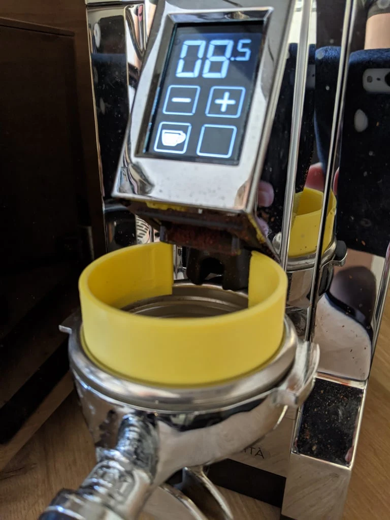 Adaptateur anti-déversement pour porte-filtre Eureka Mignon et ECM