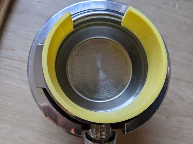 Adaptateur anti-déversement pour porte-filtre Eureka Mignon et ECM