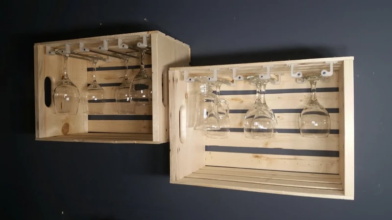 Porte-verre à vin flexible pour montage sous les armoires