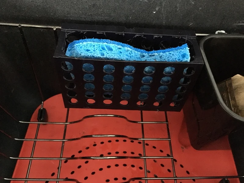 Porte-éponge pratique pour évier de cuisine