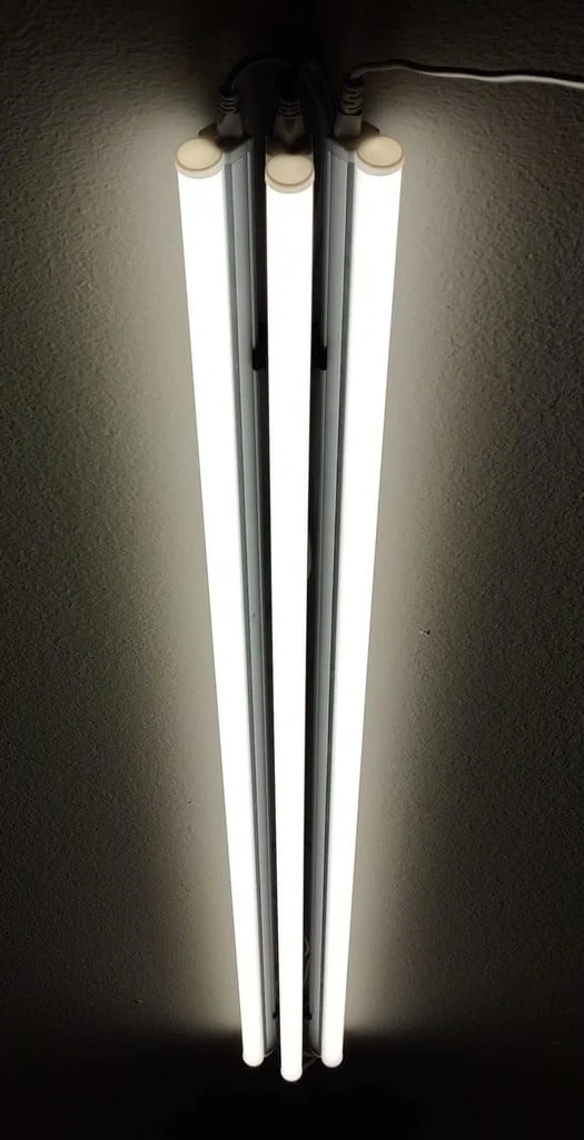 Support de plafond pour trois lampes LED Barrina T5