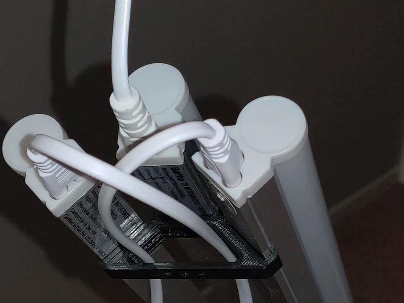 Support de plafond pour trois lampes LED Barrina T5