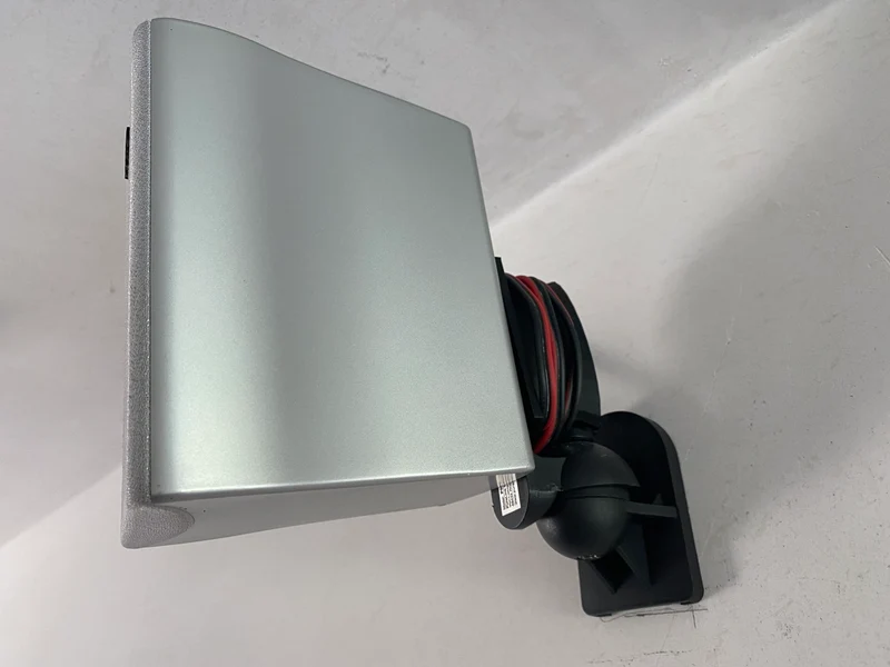 Gestionnaire de câbles pour haut-parleurs Surround Sound