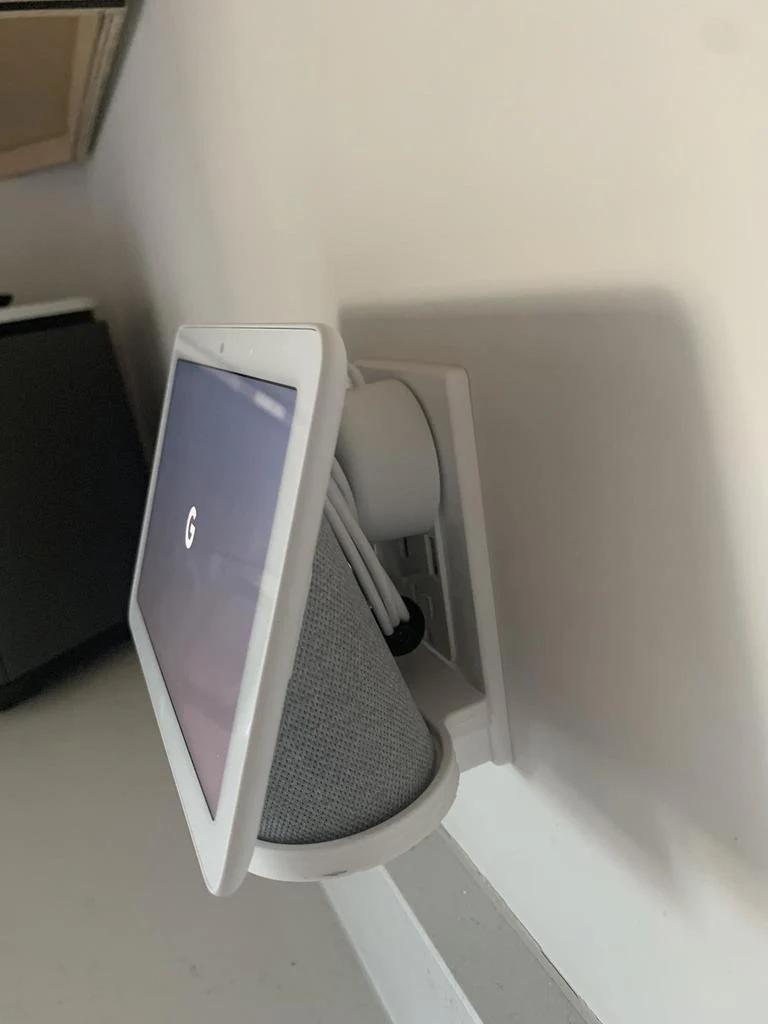 Google Nest Hub - Montage mural avec étagère pour prise (4 pièces)