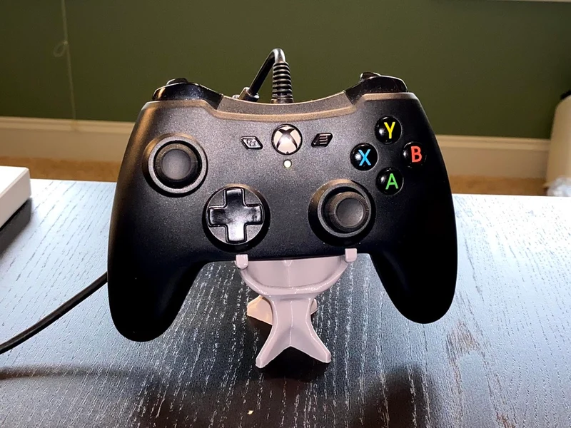 Support de manette Xbox élégant au design génératif