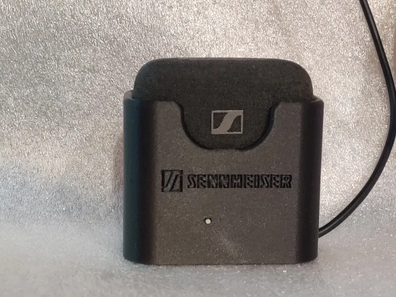 Boîtier de station de charge pour écouteurs Sennheiser MOMENTUM True Wireless 4